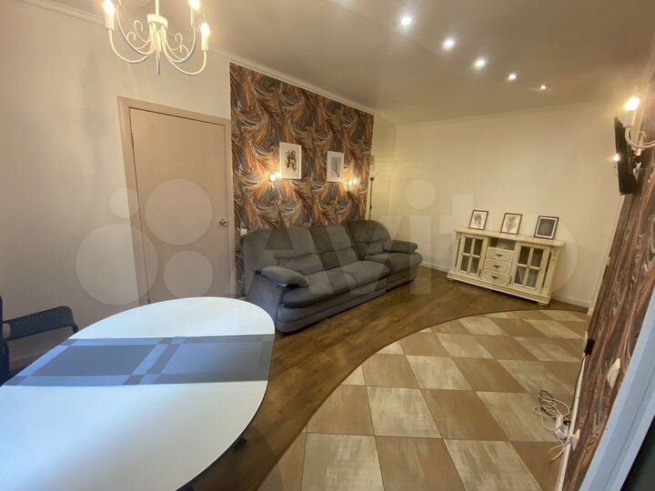 2-к. квартира, 45 м², 1/3 эт.