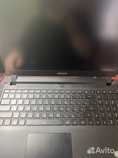 Aorus 5 SE4 - 73RU513UD