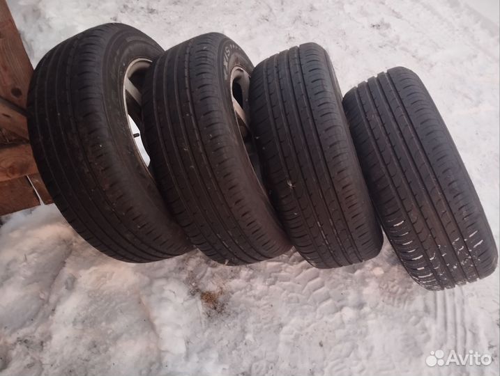 Maxxis Premitra HP5 215/60 R16