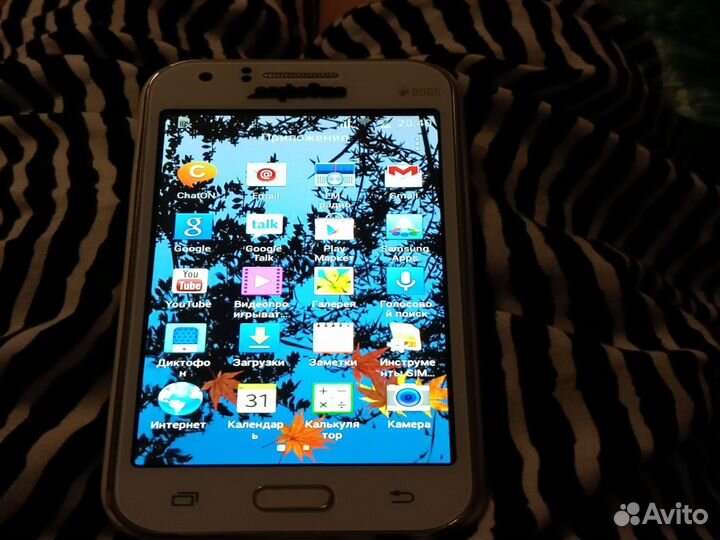 Samsung Galaxy J1 SM-J100H, 4 ГБ