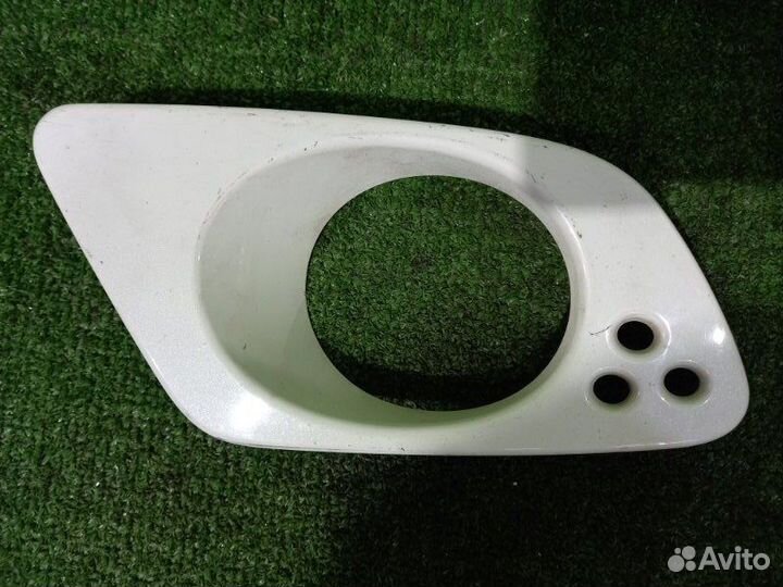 Ободок туманки honda elysion RR3 J30A 2006 Перед. Лев. перламутр