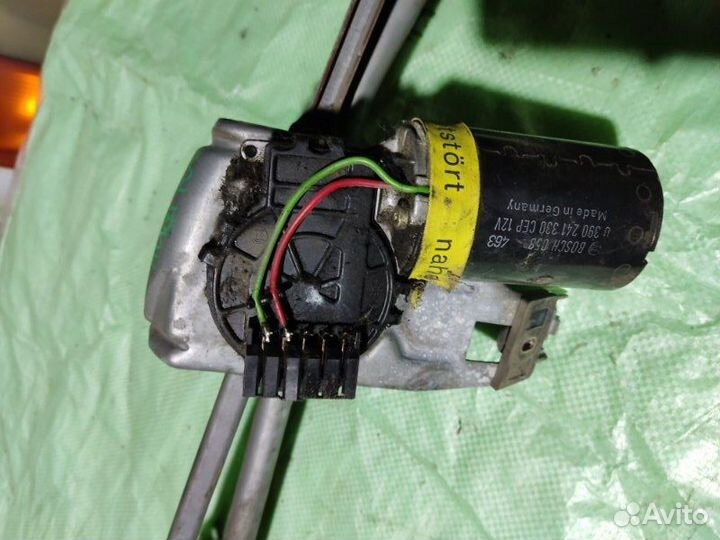 Трапеция стеклоочистителей Audi 100 седан 2.5 AAT