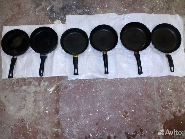 Сковороды б/у