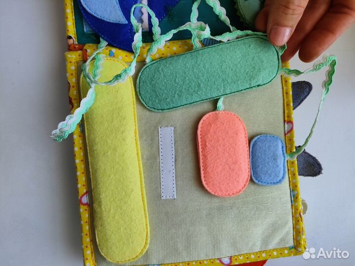 Развивающая книга из фетра