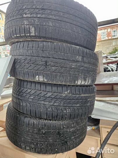 Goodyear 4x4 UG Ice Navi 255/55 R20