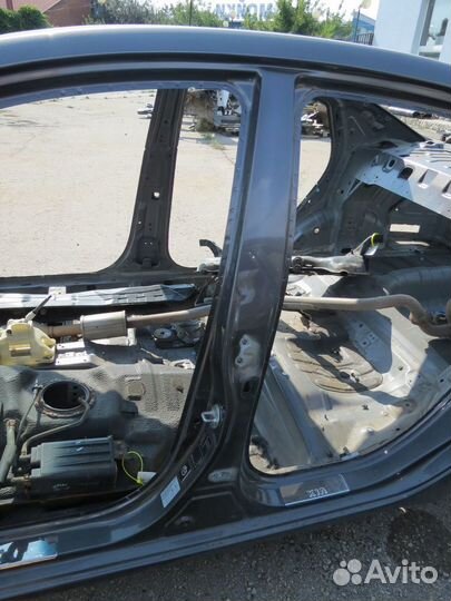 Порог со стойкой левый Kia Rio 3