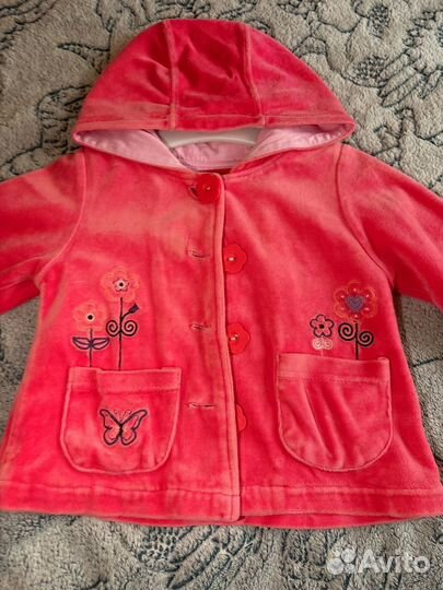 Легкое пальто для девочки