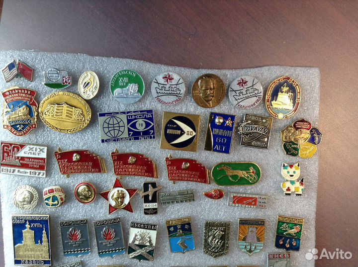 Значки Юбилеи, города и са