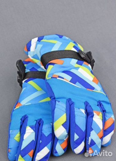 Перчатки яркие