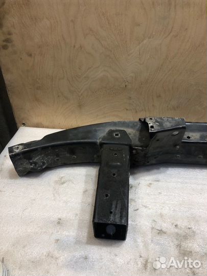 Усилитель бампера передний Mercedes-Benz S-Class