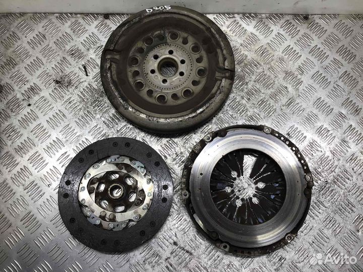 Маховик Volkswagen Golf 181864000571; 03G141031Q;