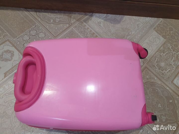 Детский чемодан для девочки