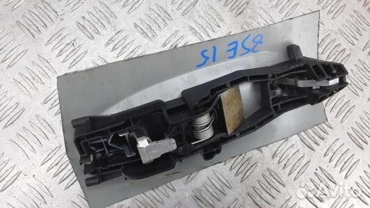 Ручка наружная передняя правая mercedes benz C-cla