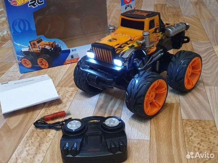 Машина на пульте управления