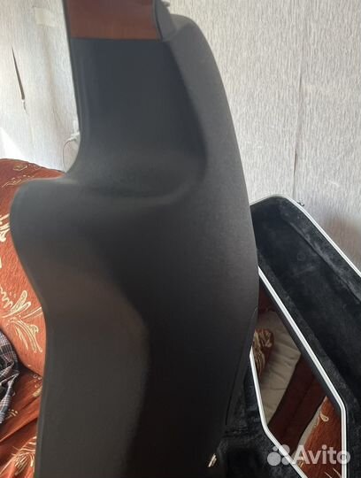 Электроакустическая гитара Ovation CE44-1