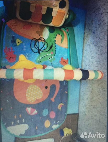 Развивающий коврик с пианино