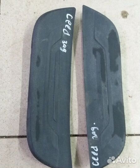 Накладки заднего порога Kia Ceed