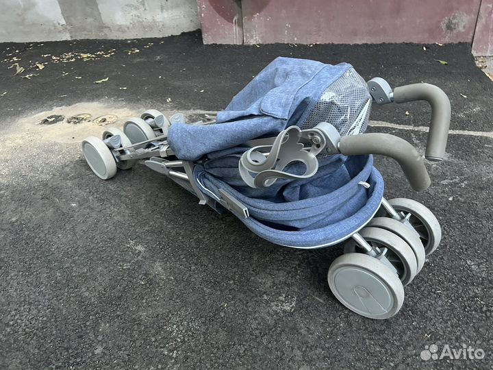 Прогулочная коляска