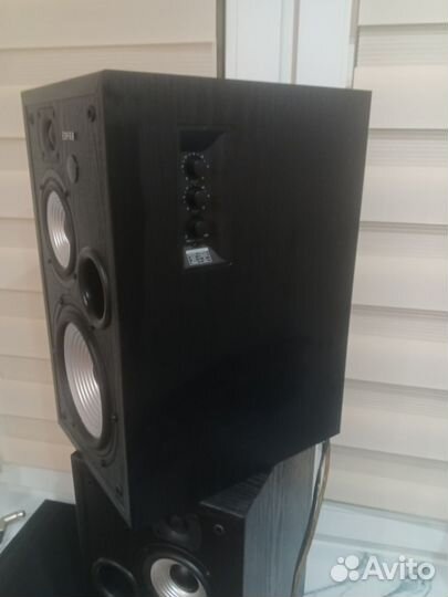 Акустические колонки edifier r2700