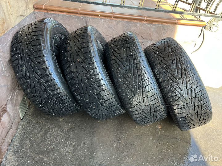 Nokian Tyres Hakkapeliitta 7 SUV 265/60 R18 203ZR