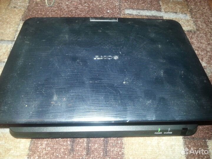 Портативный DVD проигрыватель