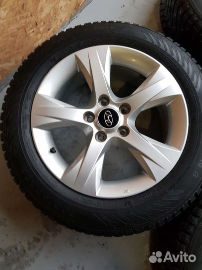 Колеса новые Nokian 205/60/r16 зимние шип