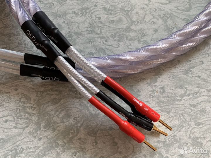 QED Genesis кабель акустический и перемычки