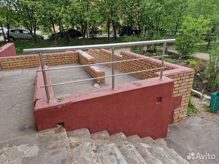 Перила на пандус