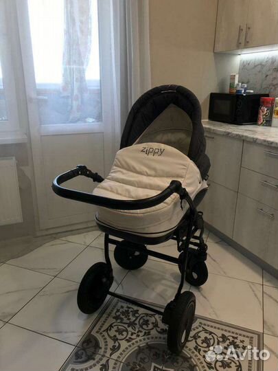 Коляска zippy 2 в 1