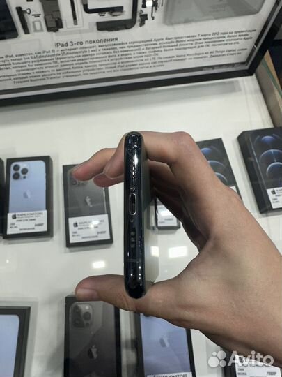 iPhone 11 Pro, 64 ГБ