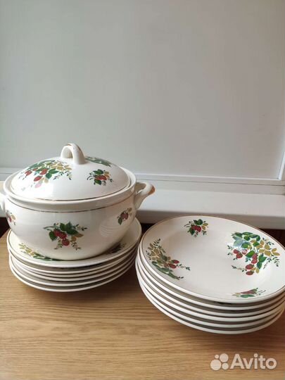 Набор столовой посуды