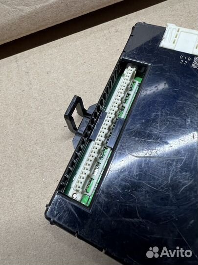 Блок предохранителей MPX на Toyota Camry v50