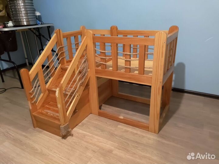 Лежанка домик лестница для собак, кошек