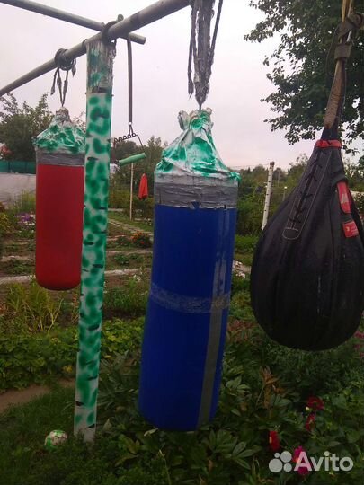 Боксерские мешки и груши