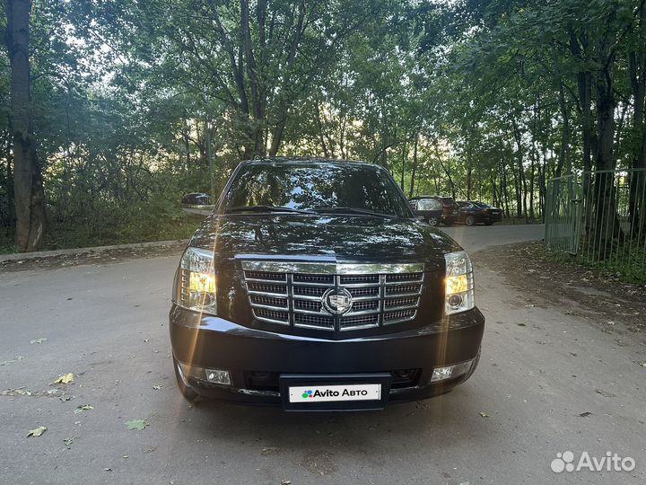 Cadillac Escalade 6.2 AT, 2011, 184 000 км