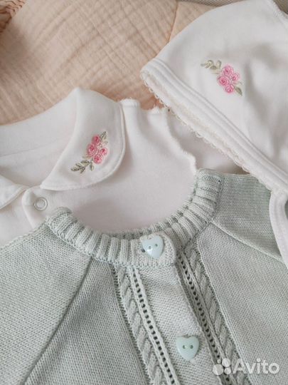 Комплект на выписку для девочки