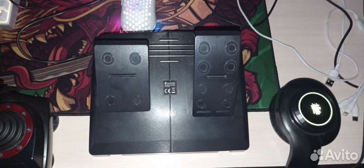 Игровой руль с педалями для пк