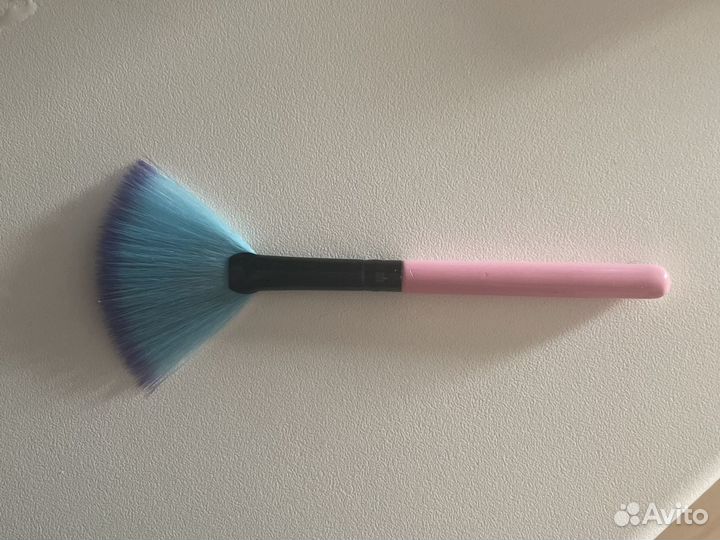 Новая кисть для макияжа Spectrum