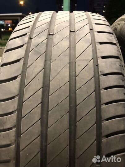 Kleber Dynaxer HP4 225/55 R17