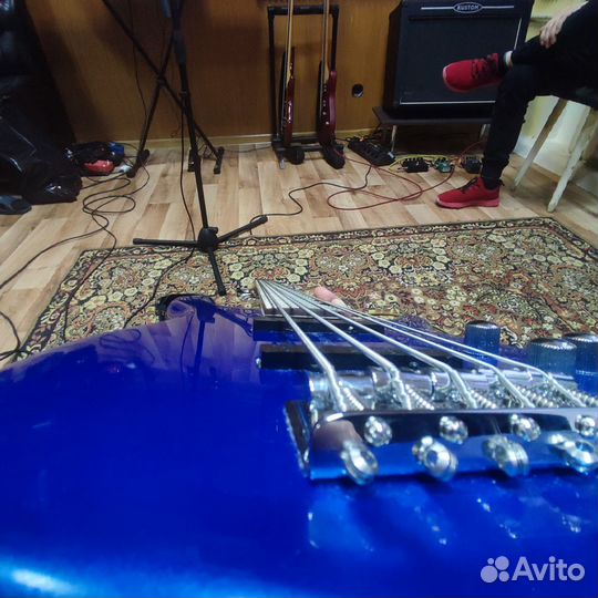 Бас гитара Cort Action Bass V Plus