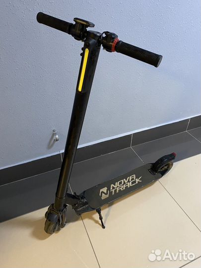 Самокат взрослый электрический Novatrack