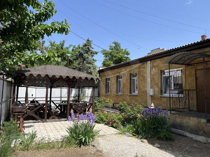 Дом 50 м² на участке 1 сот.