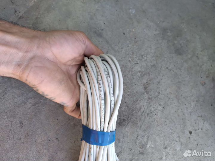 Сетевой кабель