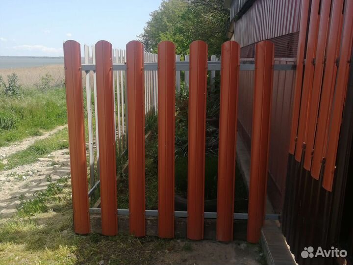 Продать штакетник