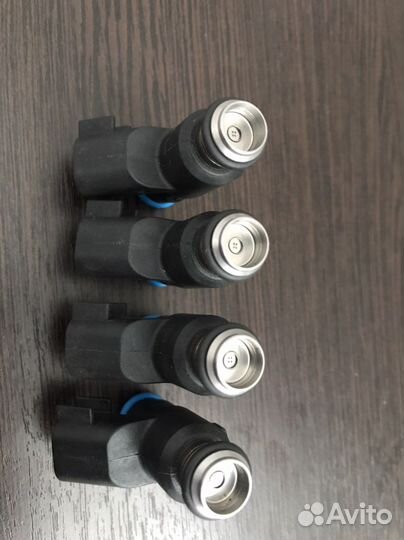 Топливная форсунка Шевроле Круз 1,6 96487553