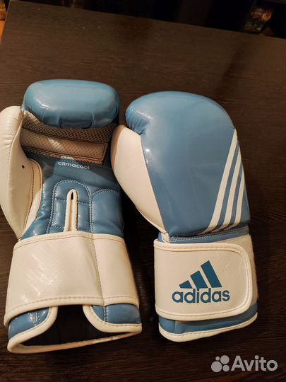 Боксерские перчатки женские Adidas 8 oz