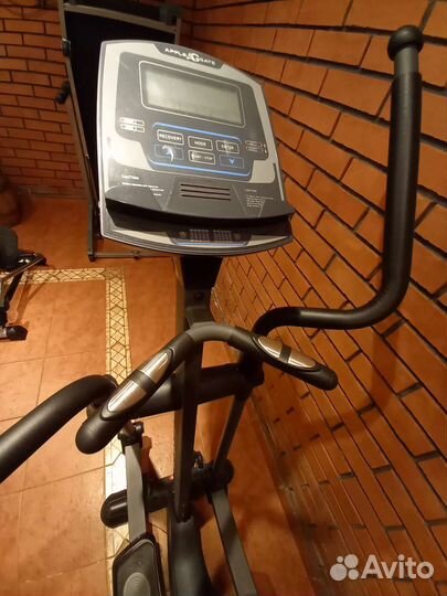 Эллиптический тренажер Applegate E 32 A