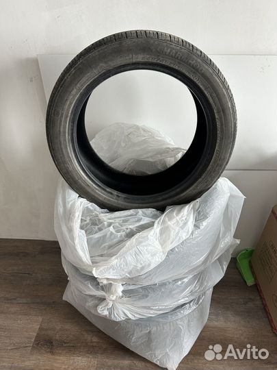 Charmhoo CH01 Touring 245/45 R18 100W