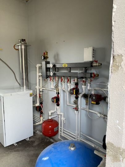 Дом 168,7 м² на участке 4 сот.