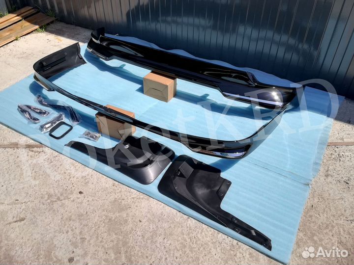 Обвес Toyota Land Cruiser 200 Urban Sport Black